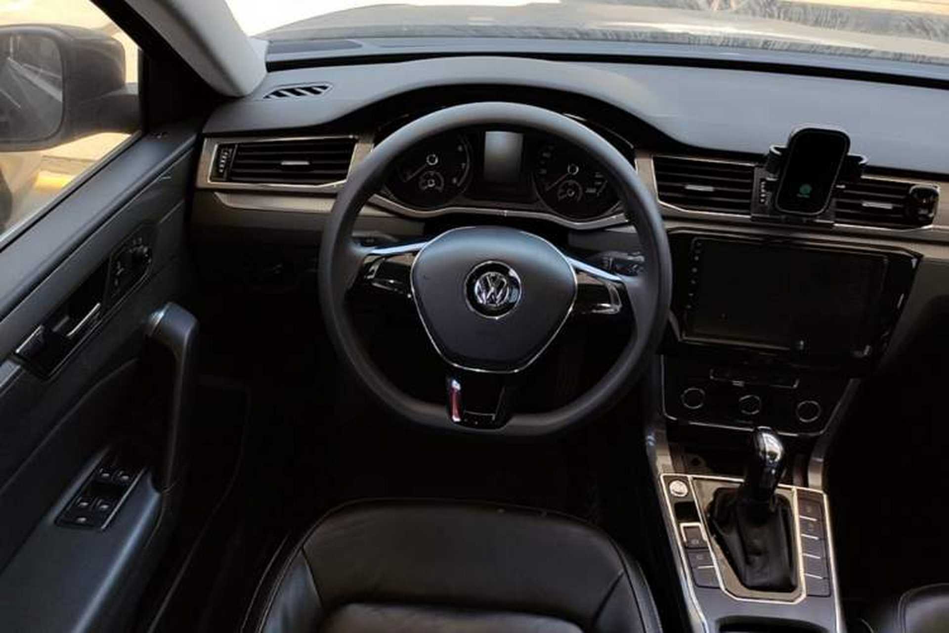 Used Volkswagen Passat  Steering Wheel