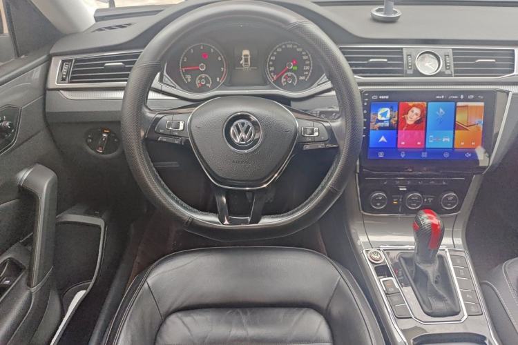 Used Volkswagen Passat 2017 330TSI DSG Luxury Edition Steering Wheel