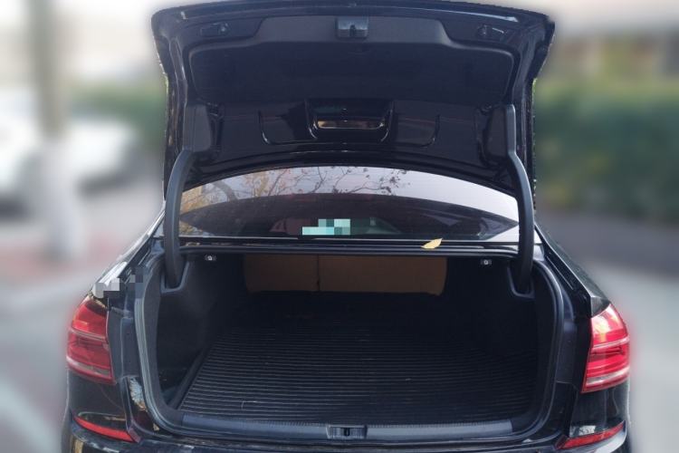 Used Volkswagen Passat 2017 330TSI DSG Luxury Edition Trunk