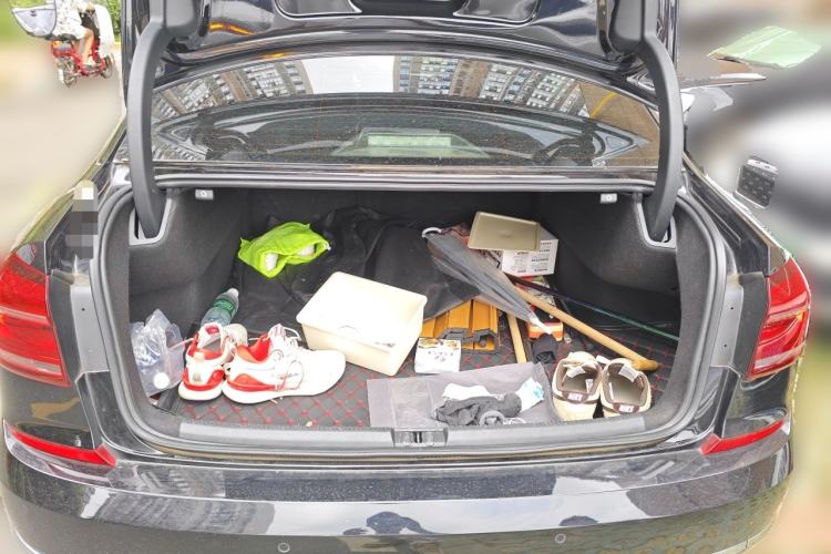 Used Volkswagen Passat 2017 280TSI DSG Luxury Edition Trunk