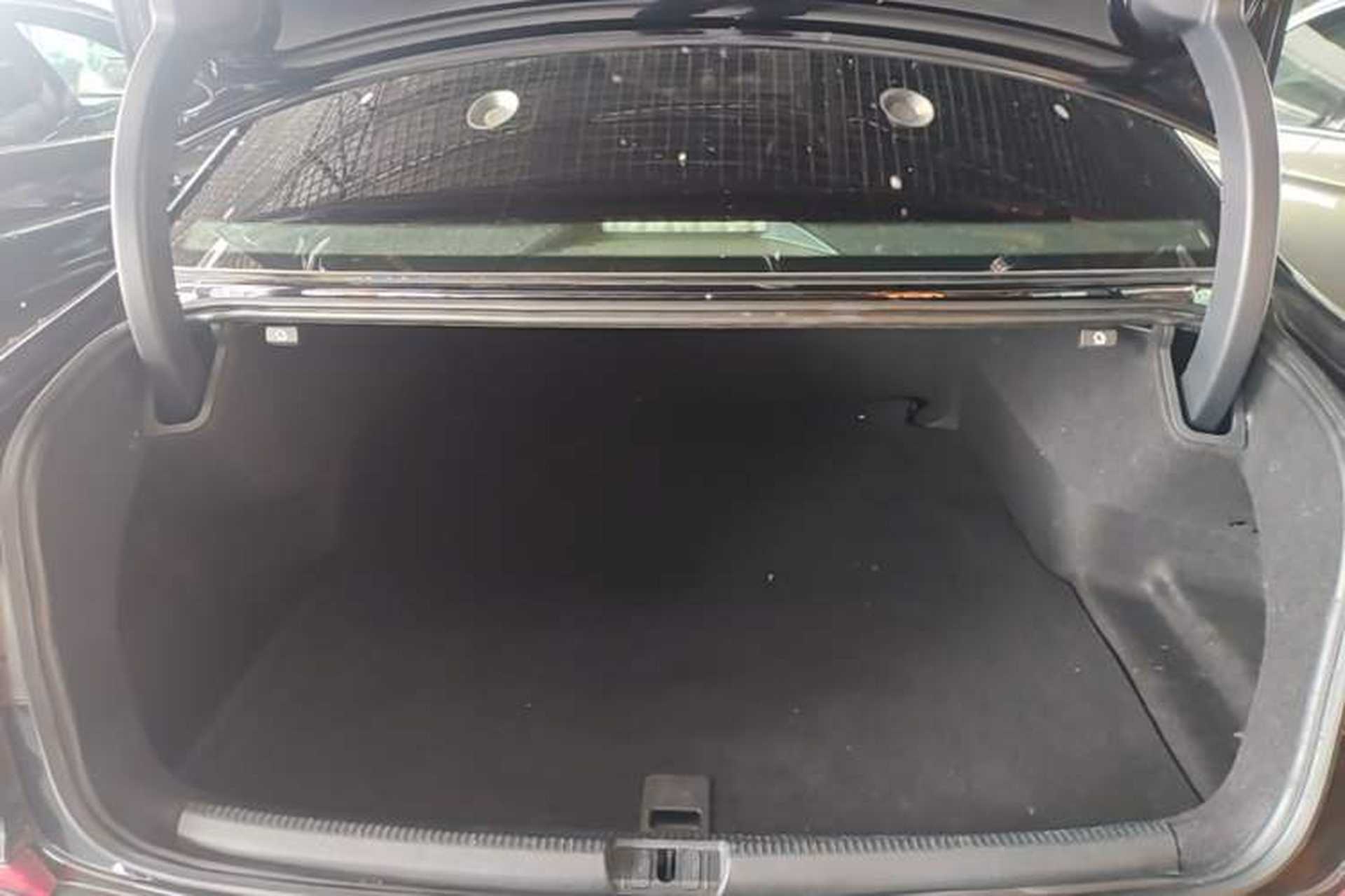 Used Volkswagen Passat 2017 330TSI DSG Luxury Edition Trunk