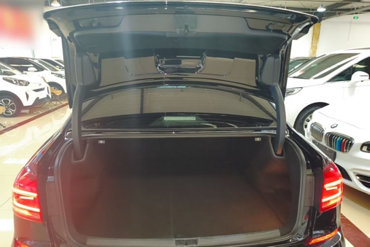 Used Volkswagen Passat 2017 330TSI DSG Prestige Edition Trunk