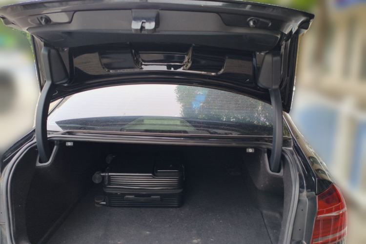 Used Volkswagen Passat 2017 330TSI DSG Luxury Edition Trunk
