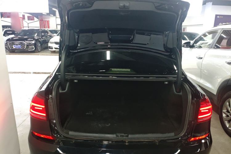 Used Volkswagen Passat 2017 280TSI DSG Luxury Edition Trunk
