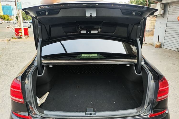Used Volkswagen Passat 2017 280TSI DSG Luxury Edition Trunk