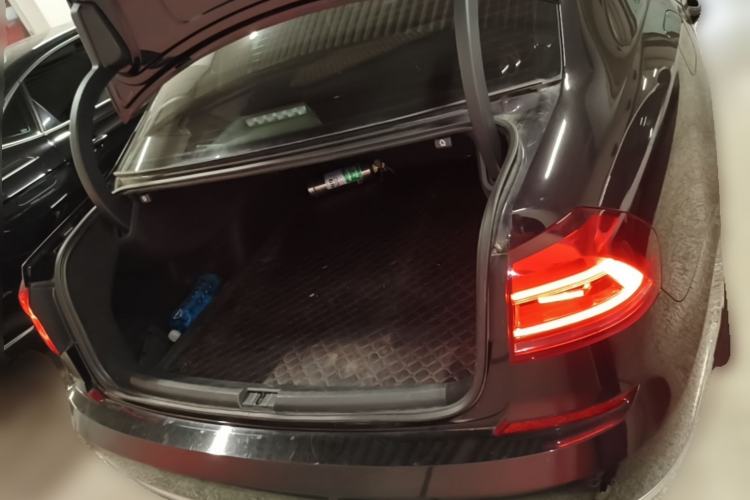 Used Volkswagen Passat 2017 280TSI DSG Luxury Edition Trunk