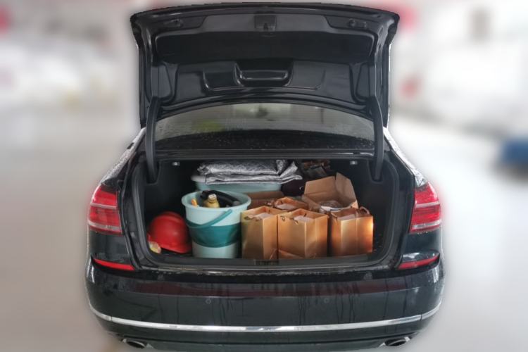 Used Volkswagen Passat 2017 330TSI DSG Luxury Edition Trunk