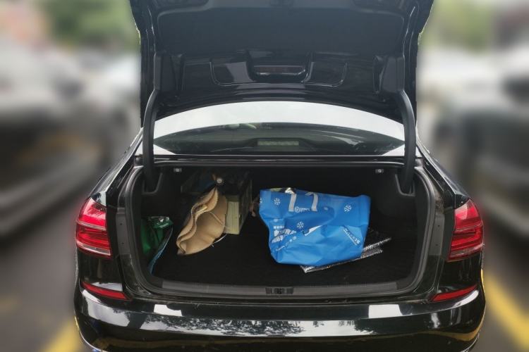 Used Volkswagen Passat 2017 280TSI DSG Luxury Edition Trunk