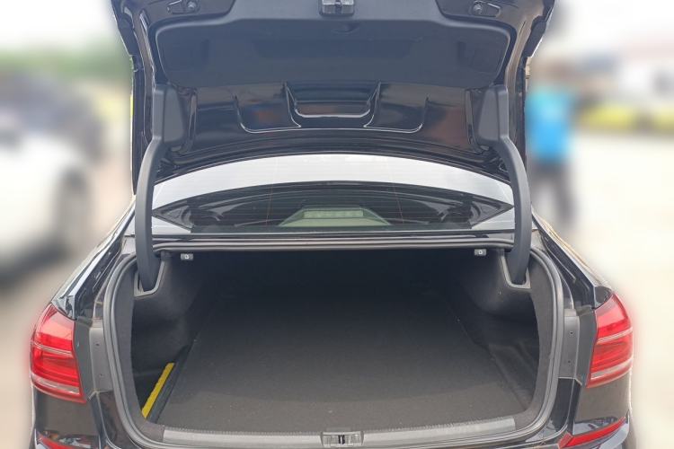 Used Volkswagen Passat 2017 280TSI DSG Luxury Edition Trunk