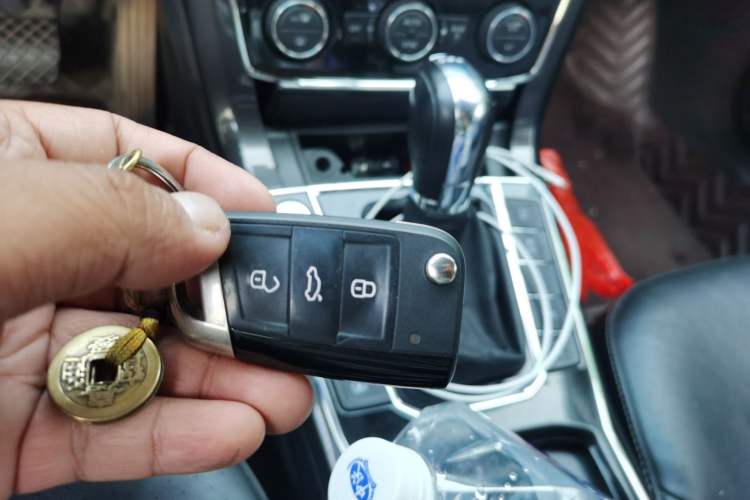 Used Volkswagen Passat 2017 330TSI DSG Prestige Edition Vehicle Key
