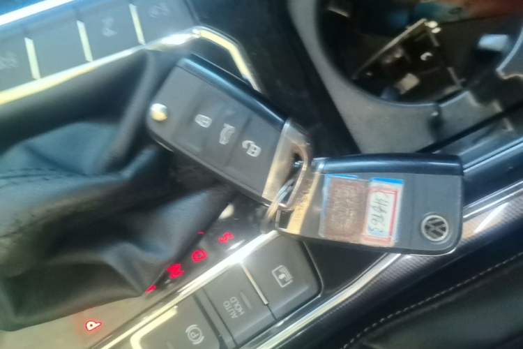 Used Volkswagen Passat 2017 330TSI DSG Prestige Edition Vehicle Key