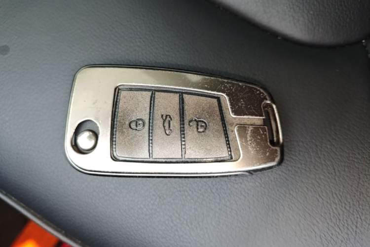 Used Volkswagen Passat 2017 330TSI DSG Luxury Edition Vehicle Key
