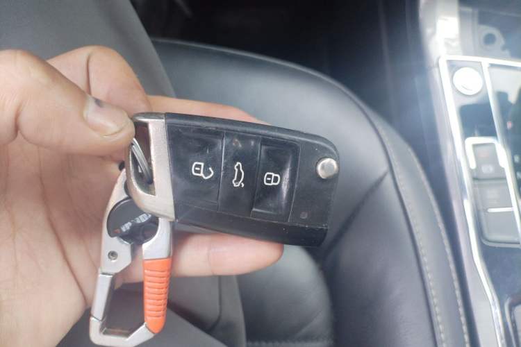 Used Volkswagen Passat 2017 330TSI DSG Prestige Edition Vehicle Key