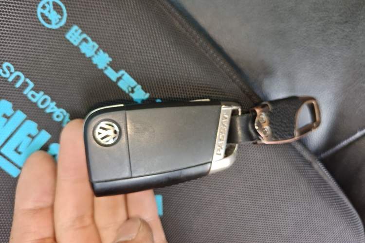 Used Volkswagen Passat 2017 330TSI DSG Luxury Edition Vehicle Key