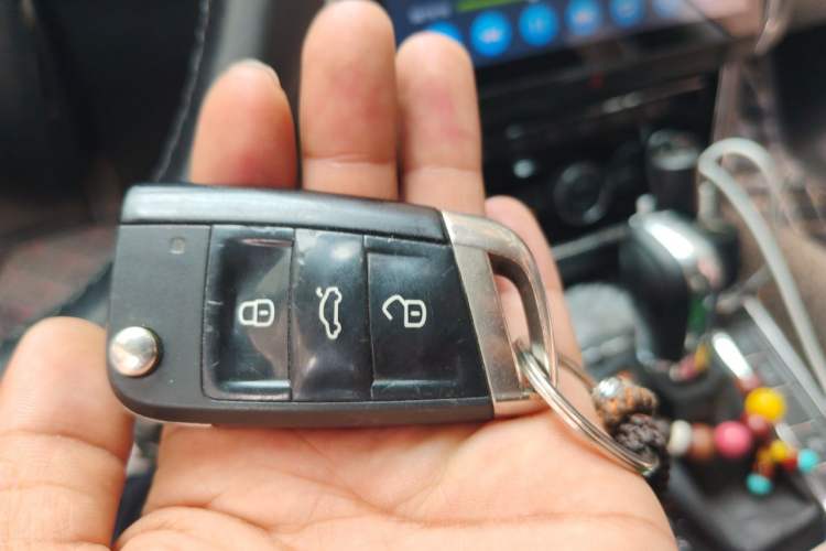 Used Volkswagen Passat 2017 330TSI DSG Luxury Edition Vehicle Key