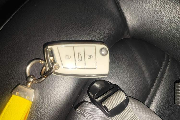 Used Volkswagen Passat 2017 330TSI DSG Luxury Edition Vehicle Key