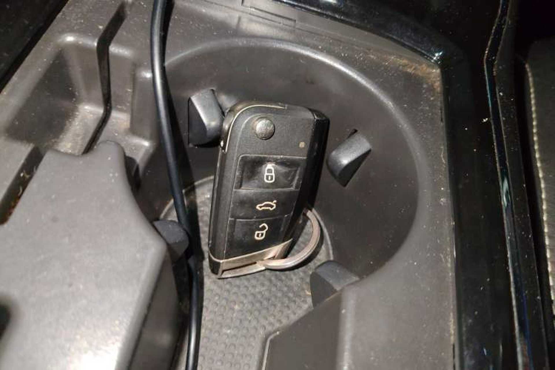 Used Volkswagen Passat 2017 330TSI DSG Luxury Edition Vehicle Key