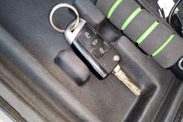 Used Volkswagen Passat 2017 330TSI DSG Luxury Edition Vehicle Key