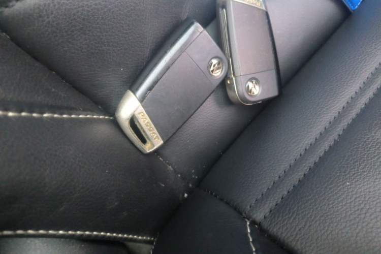 Used Volkswagen Passat 2017 330TSI DSG Luxury Edition Vehicle Key