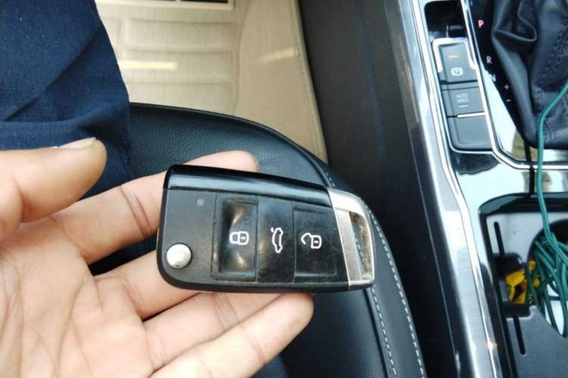 Used Volkswagen Passat 2017 330TSI DSG Luxury Edition Vehicle Key