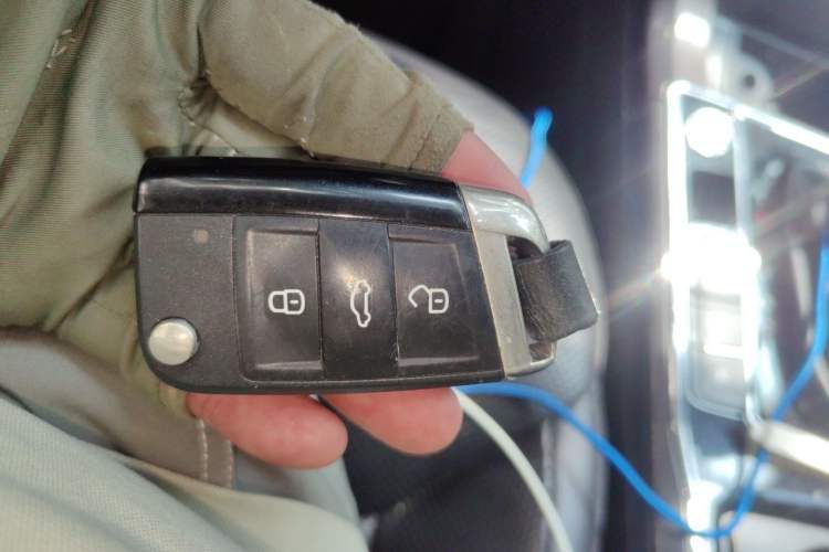 Used Volkswagen Passat 2017 330TSI DSG Luxury Edition Vehicle Key