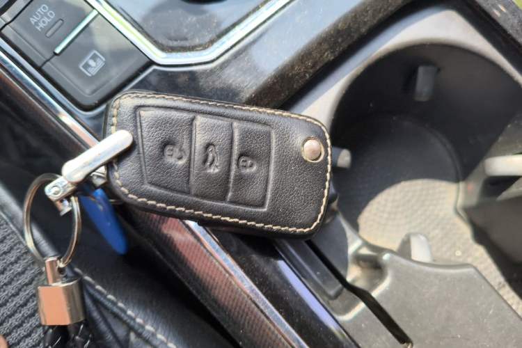 Used Volkswagen Passat 2017 330TSI DSG Prestige Edition Vehicle Key