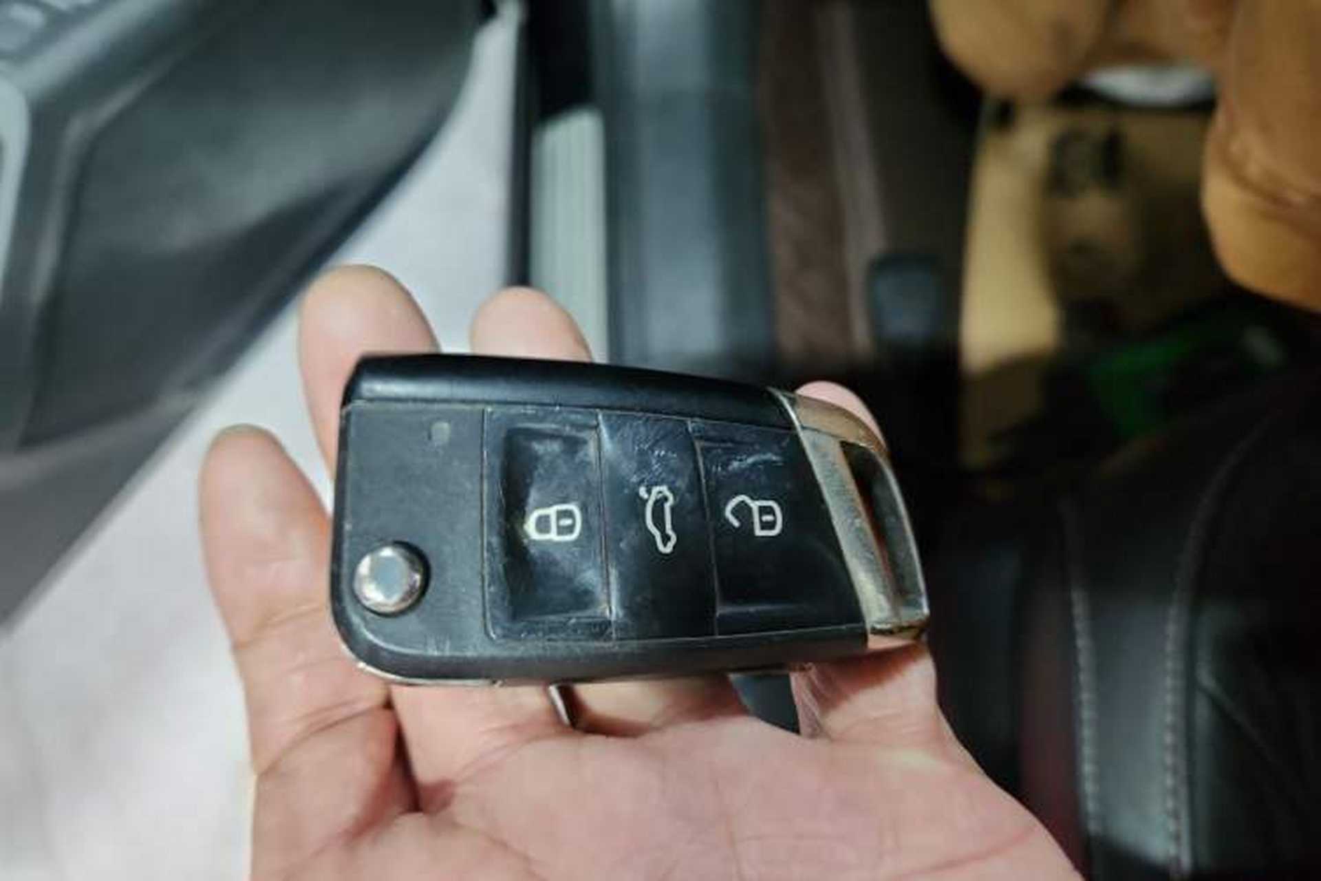 Used Volkswagen Passat 2017 280TSI DSG Luxury Edition Vehicle Key
