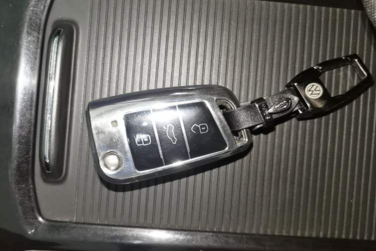 Used Volkswagen Passat 2017 330TSI DSG Luxury Edition Vehicle Key