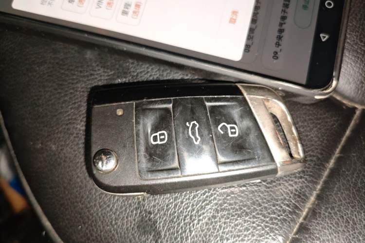 Used Volkswagen Passat 2017 330TSI DSG Luxury Edition Vehicle Key