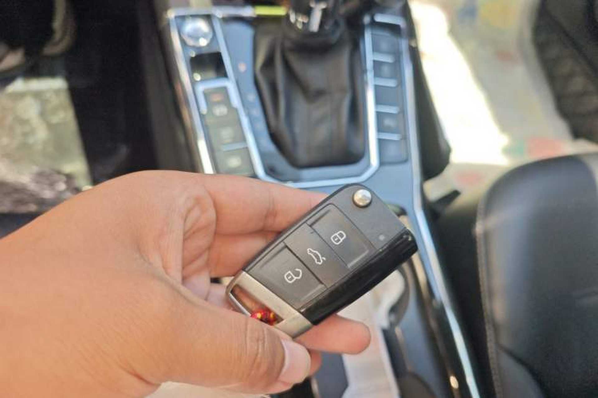 Used Volkswagen Passat 2017 330TSI DSG Prestige Edition Vehicle Key