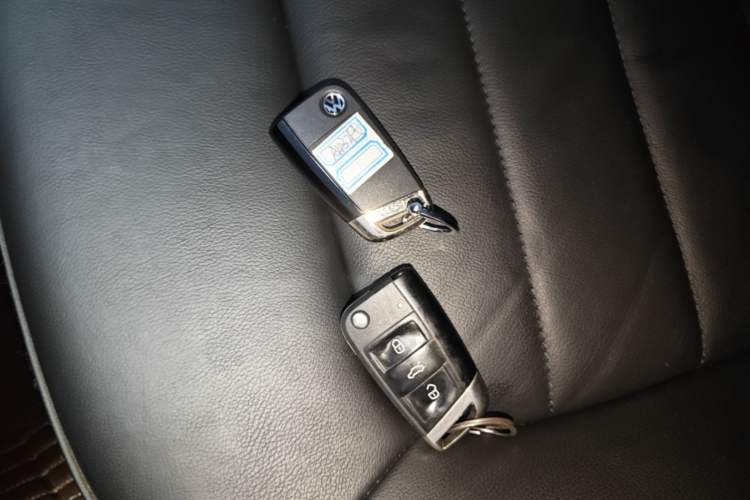Used Volkswagen Passat 2017 280TSI DSG Luxury Edition Vehicle Key