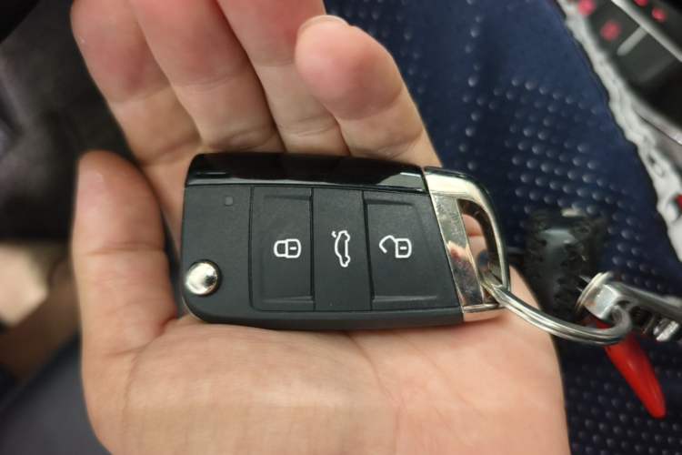 Used Volkswagen Passat 2017 330TSI DSG Luxury Edition Vehicle Key