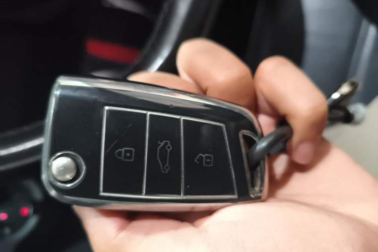 Used Volkswagen Passat 2017 330TSI DSG Prestige Edition Vehicle Key