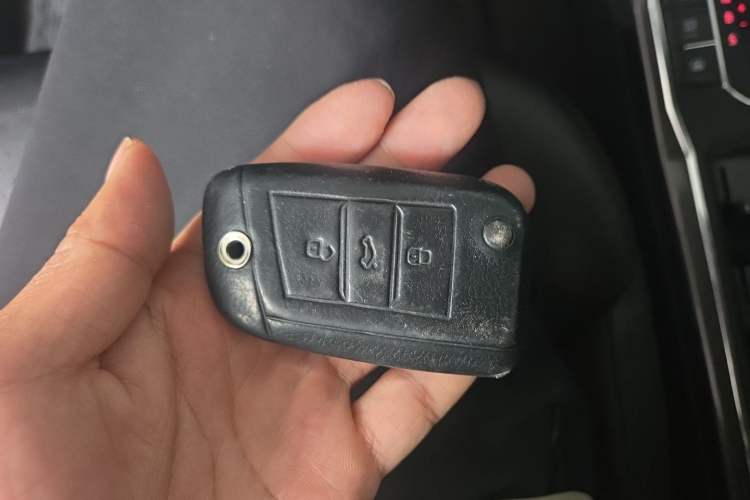 Used Volkswagen Passat 2017 330TSI DSG Prestige Edition Vehicle Key