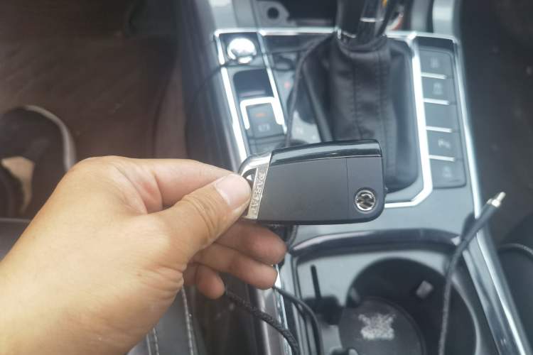 Used Volkswagen Passat 2017 330TSI DSG Luxury Edition Vehicle Key