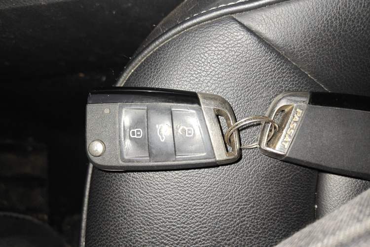 Used Volkswagen Passat 2017 330TSI DSG Luxury Edition Vehicle Key