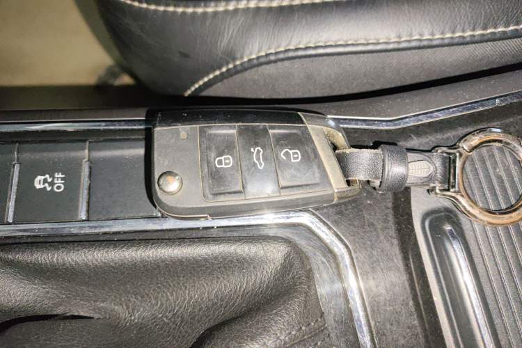 Used Volkswagen Passat 2017 330TSI DSG Luxury Edition Vehicle Key