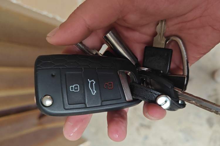 Used Volkswagen Passat 2017 330TSI DSG Luxury Edition Vehicle Key