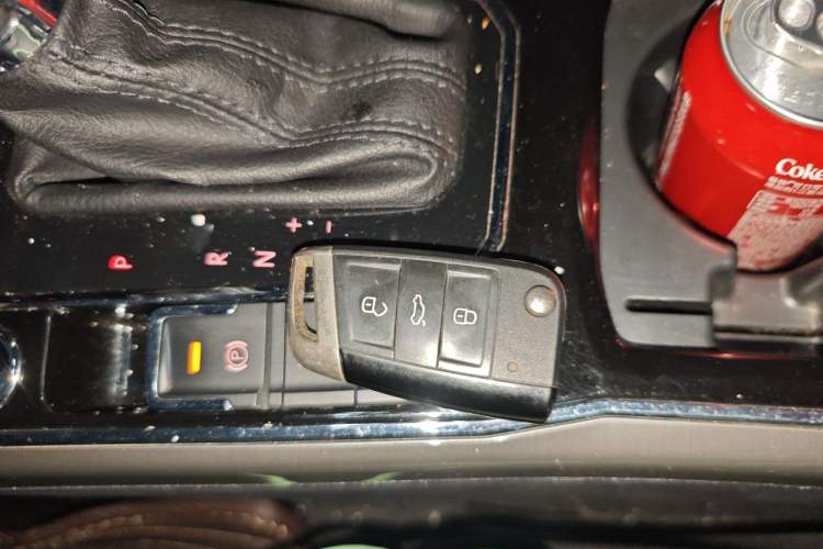 Used Volkswagen Passat 2017 330TSI DSG Luxury Edition Vehicle Key