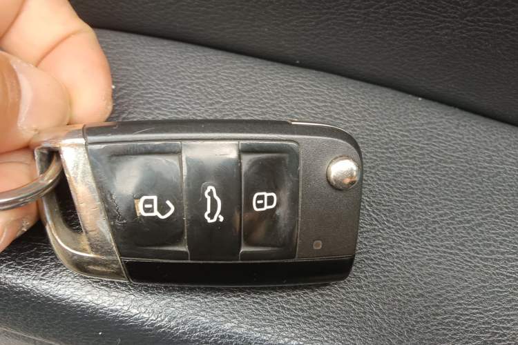 Used Volkswagen Passat 2017 330TSI DSG Luxury Edition Vehicle Key