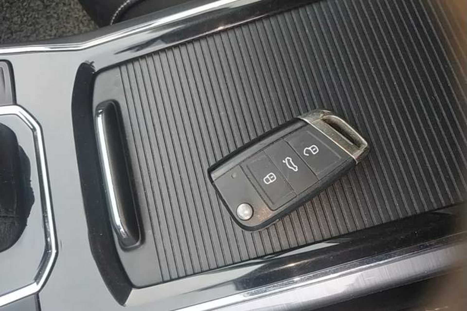 Used Volkswagen Passat 2017 330TSI DSG Luxury Edition Vehicle Key