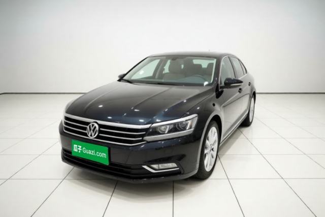 Ojetý Volkswagen Passat 2017 330TSI DSG Luxury Edition