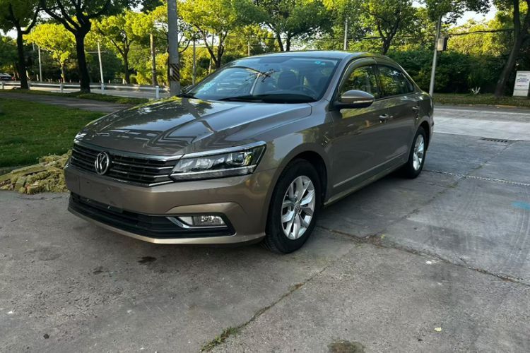 Ojetý Volkswagen Passat 2017 280TSI DSG Luxury Edition Guazi used car, China used car export, Used car for sale, Used  cars, Cheapest cars for sale