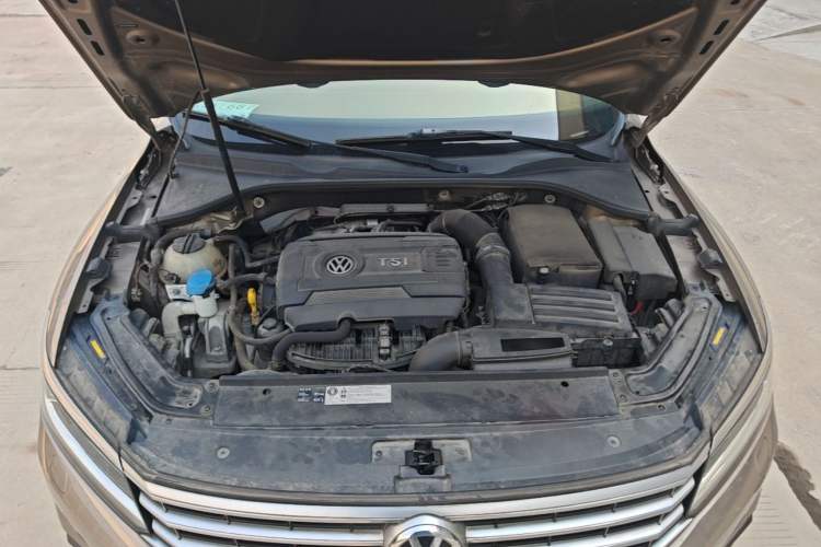 Used Volkswagen Passat 2017 330TSI DSG Prestige Edition Engine Bay