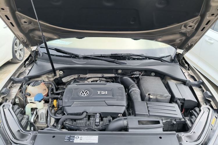 Used Volkswagen Passat 2017 330TSI DSG Prestige Edition Engine Bay