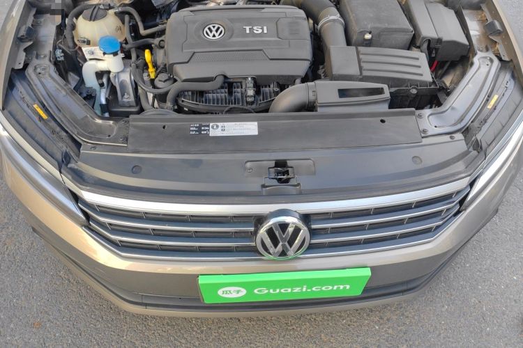 Used Volkswagen Passat 2017 330TSI DSG Luxury Edition Engine Bay