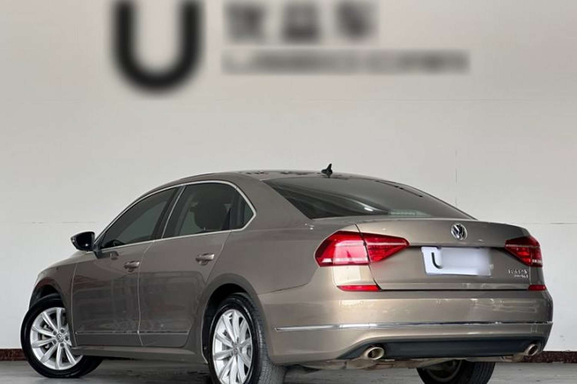 Used Volkswagen Passat 2017 330TSI DSG Luxury Edition Exterior 3