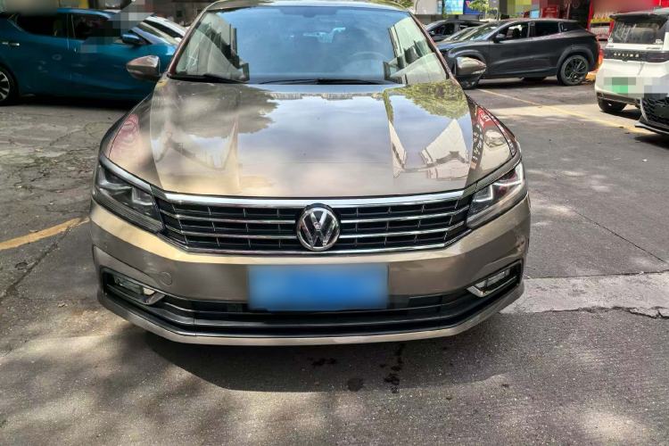 Used Volkswagen Passat 2017 280TSI DSG Luxury Edition Exterior 4