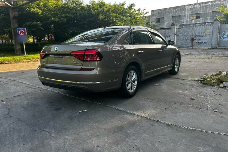 Used Volkswagen Passat 2017 280TSI DSG Luxury Edition Exterior 4