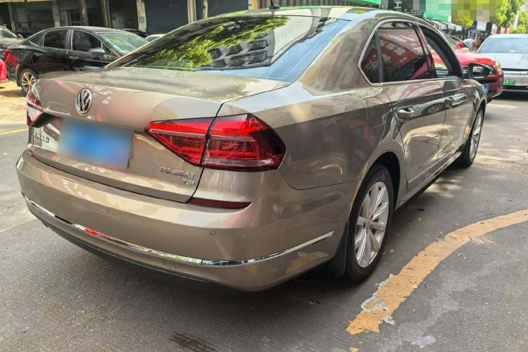 Used Volkswagen Passat 2017 280TSI DSG Luxury Edition Exterior 8